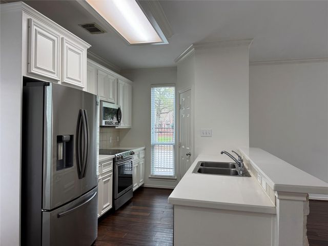 1908 Bailey Street, Houston, TX 77006