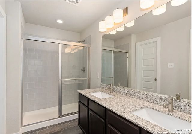 307 Creekside, New Braunfels, TX 78130