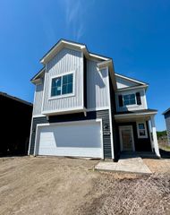 16124 Finale Avenue N, Hugo, MN 55038