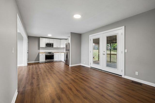 2762 Goodsprings Rd, Ashland City, TN 37015