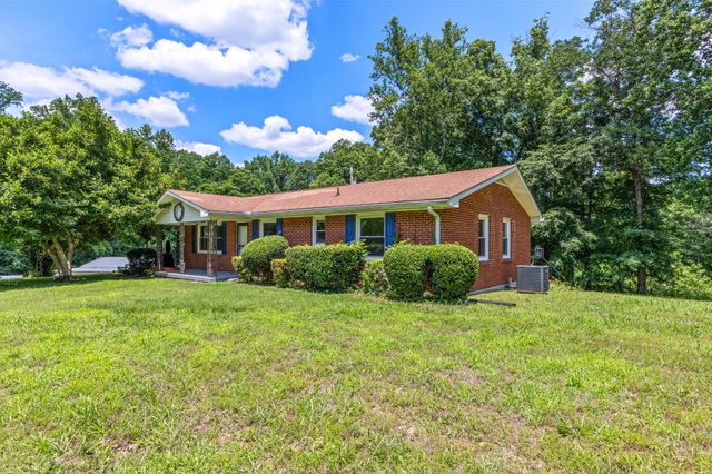 4177 Highway 96, Burns, TN 37029