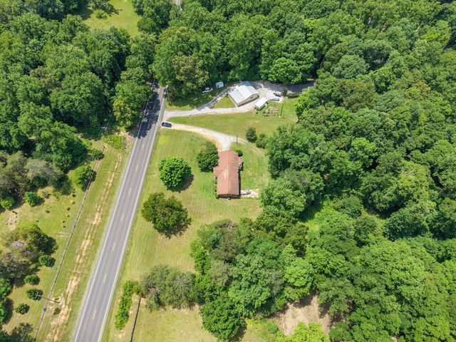 4177 Highway 96, Burns, TN 37029
