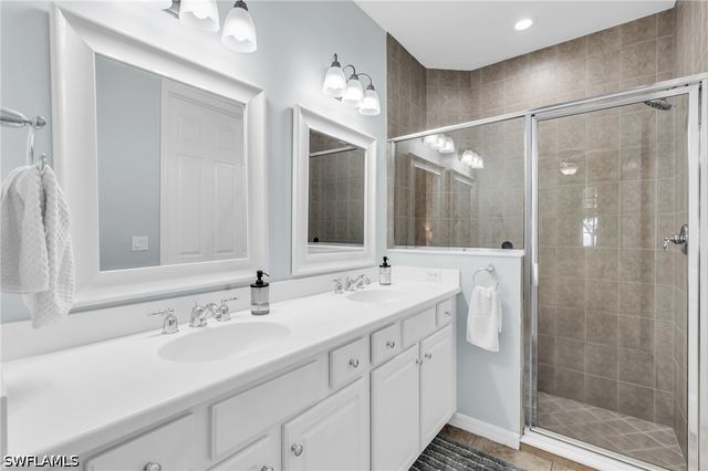 1391 Santiago CIR 902, Naples, FL 34113