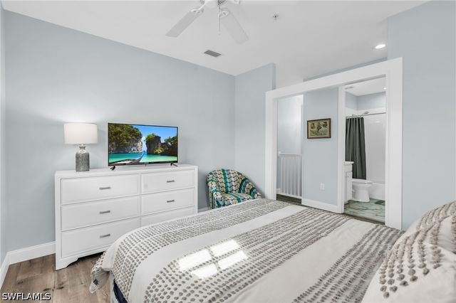 1391 Santiago CIR 902, Naples, FL 34113