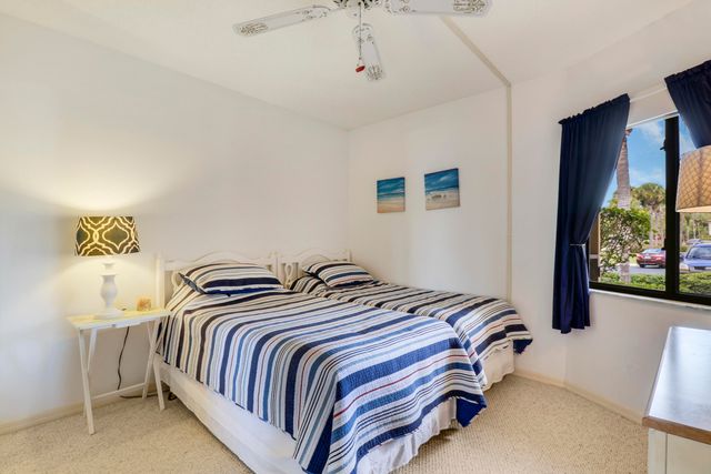 6980 SE Constitution Boulevard 105, Hobe Sound, FL 33455