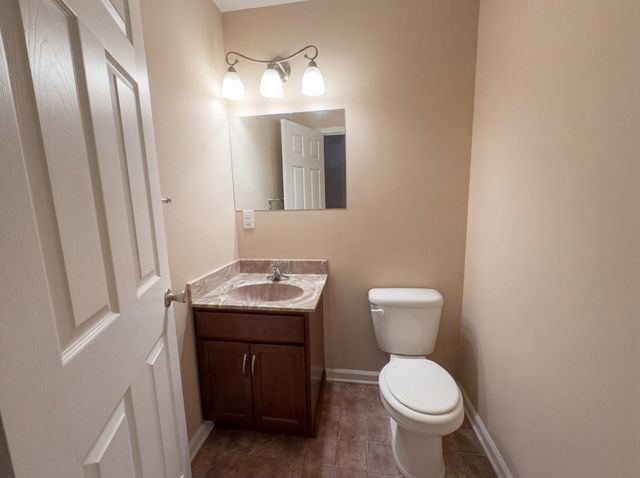 353 Chestnut Grove Ct, Clarksville, TN 37042