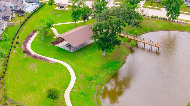 8439 Red Shiner Way, Fulshear, TX 77441