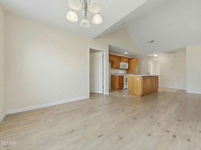 1842 Country Meadows Drive, Sevierville, TN 37862