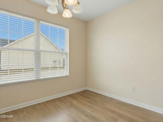 1842 Country Meadows Drive, Sevierville, TN 37862