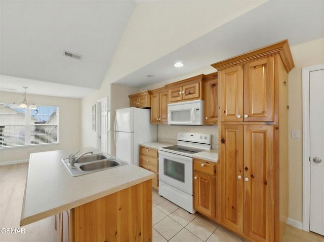 1842 Country Meadows Drive, Sevierville, TN 37862