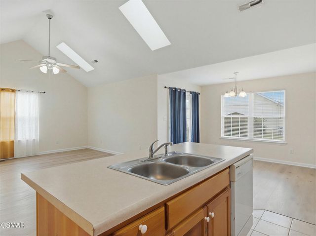 1842 Country Meadows Drive, Sevierville, TN 37862