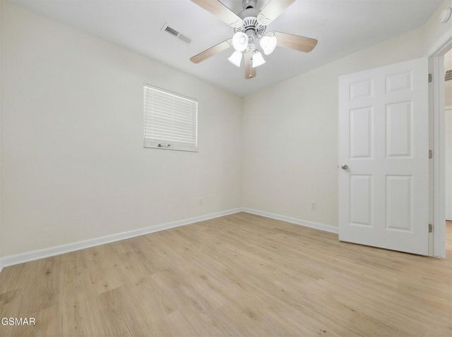 1842 Country Meadows Drive, Sevierville, TN 37862