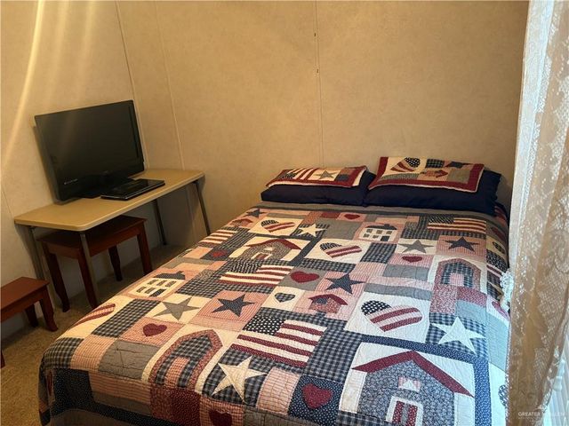 2025 Kelly Avenue, Mission, TX 78572