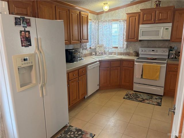 2025 Kelly Avenue, Mission, TX 78572