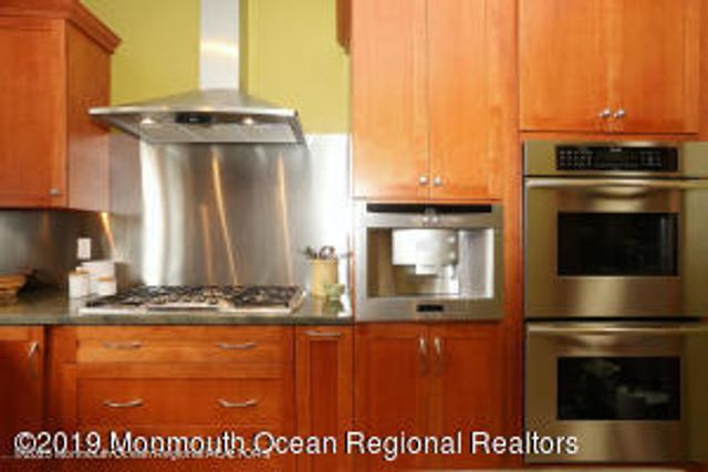 573 Tarpon Avenue, Manasquan, NJ 08736