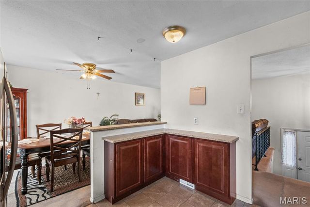 1771 Redcoat Drive, Maryland Heights, MO 63043