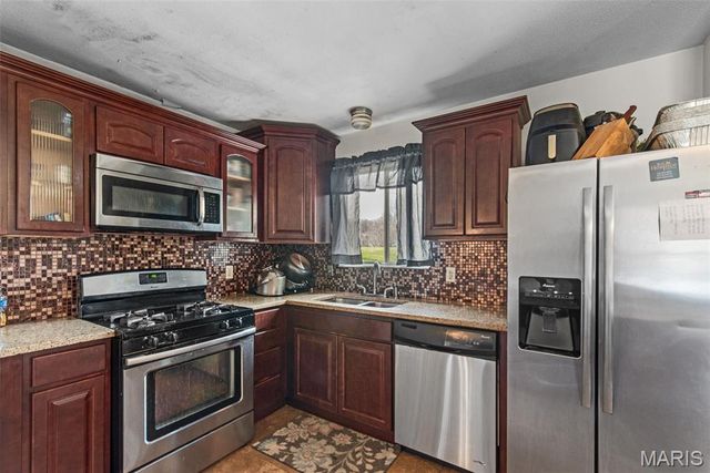 1771 Redcoat Drive, Maryland Heights, MO 63043