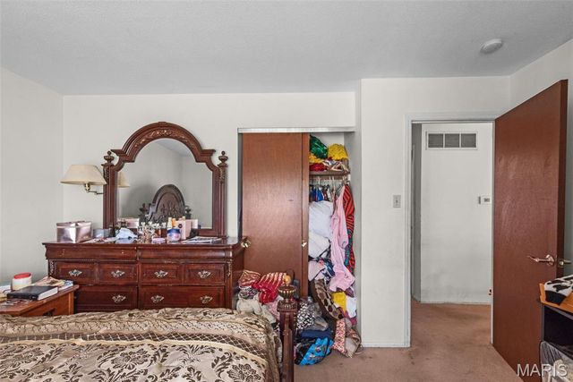 1771 Redcoat Drive, Maryland Heights, MO 63043