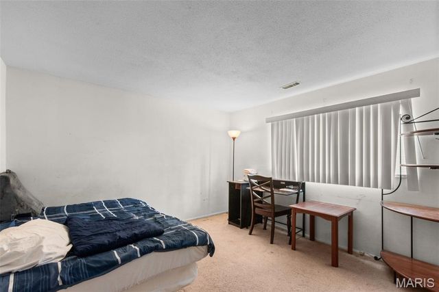 1771 Redcoat Drive, Maryland Heights, MO 63043