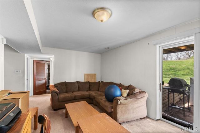 1771 Redcoat Drive, Maryland Heights, MO 63043