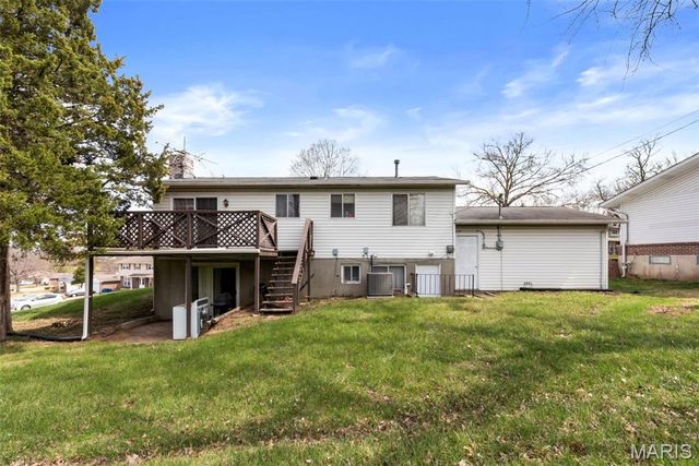 1771 Redcoat Drive, Maryland Heights, MO 63043