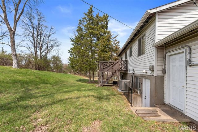 1771 Redcoat Drive, Maryland Heights, MO 63043