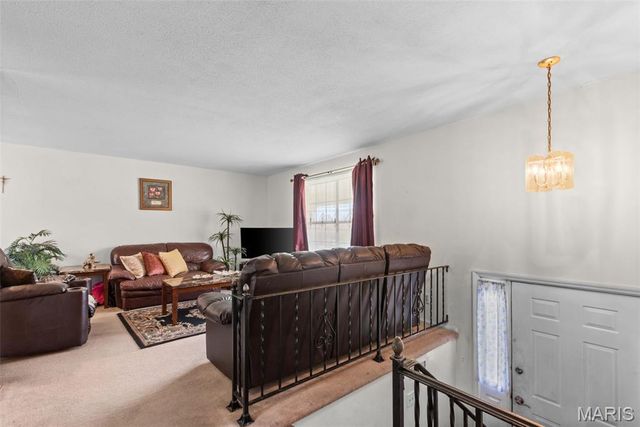 1771 Redcoat Drive, Maryland Heights, MO 63043