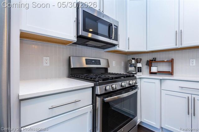 57 Kaprol Drive, Troy, MI 48098