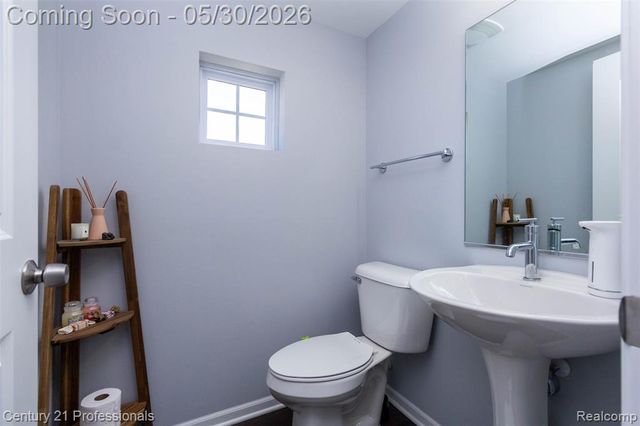 57 Kaprol Drive, Troy, MI 48098