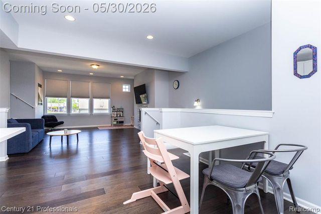 57 Kaprol Drive, Troy, MI 48098