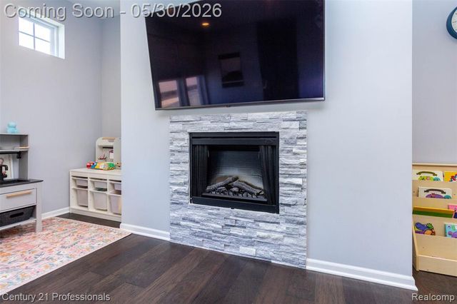57 Kaprol Drive, Troy, MI 48098