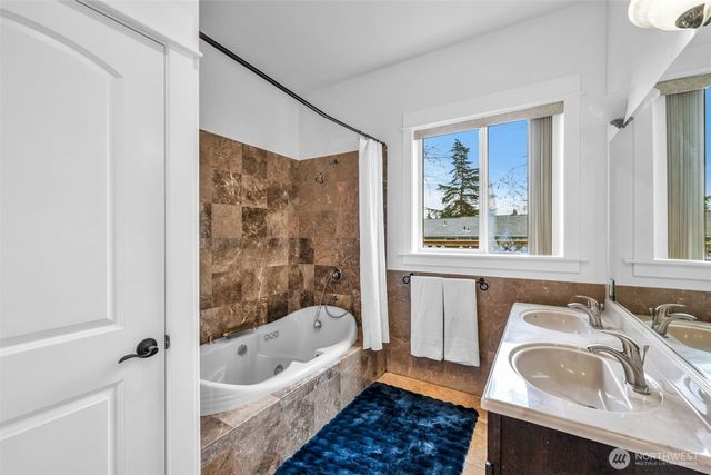 31037 44th Avenue S, Auburn, WA 98001