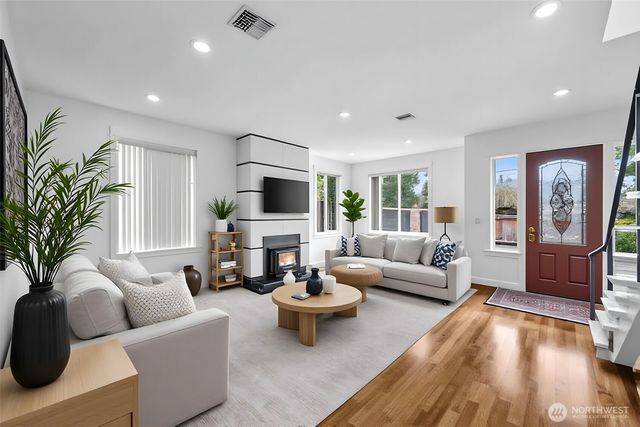 31037 44th Avenue S, Auburn, WA 98001