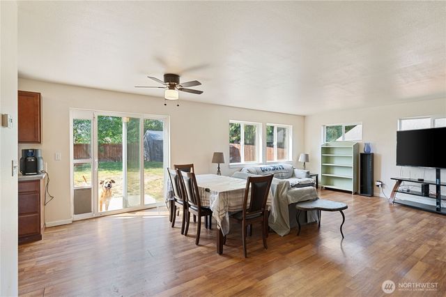 7838 Celtic Loop NW, Silverdale, WA 98383