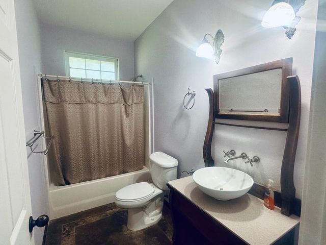 502 S Texas St, Deridder, LA 70634