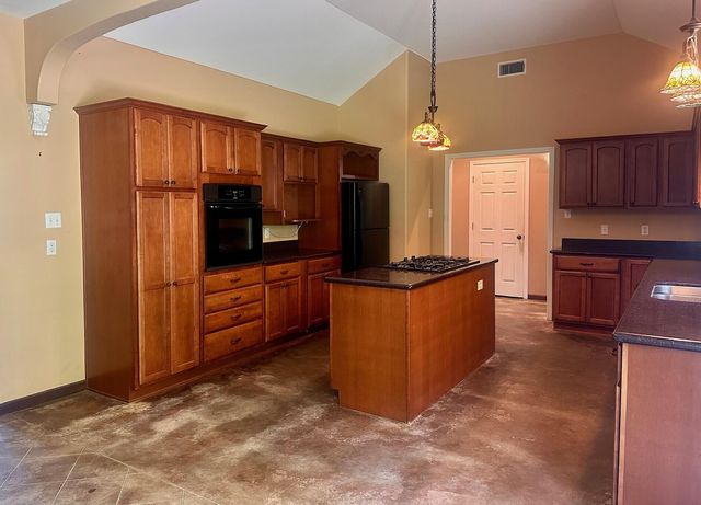 502 S Texas St, Deridder, LA 70634