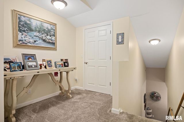 518 HARBOR POINTE Drive, East Peoria, IL 61611