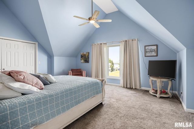 518 HARBOR POINTE Drive, East Peoria, IL 61611