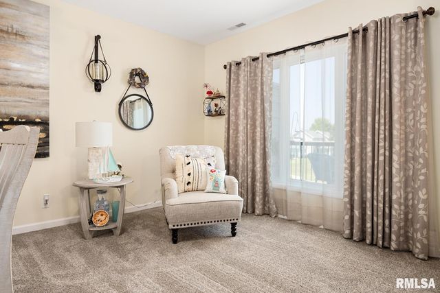 518 HARBOR POINTE Drive, East Peoria, IL 61611