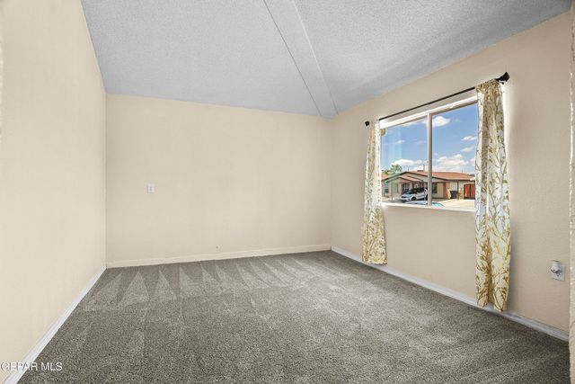 14312 Desierto Bello Avenue, Horizon City, TX 79928
