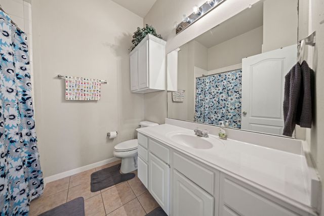 1905 Sharpsbury Drive, Euless, TX 76040