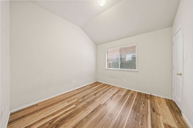 1905 Sharpsbury Drive, Euless, TX 76040