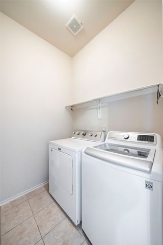 1905 Sharpsbury Drive, Euless, TX 76040