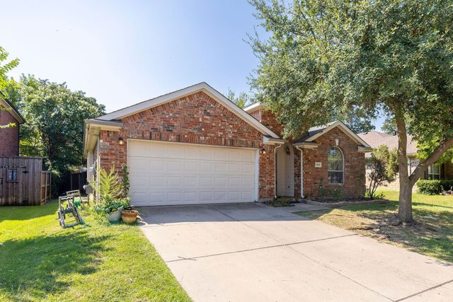 1905 Sharpsbury Drive, Euless, TX 76040