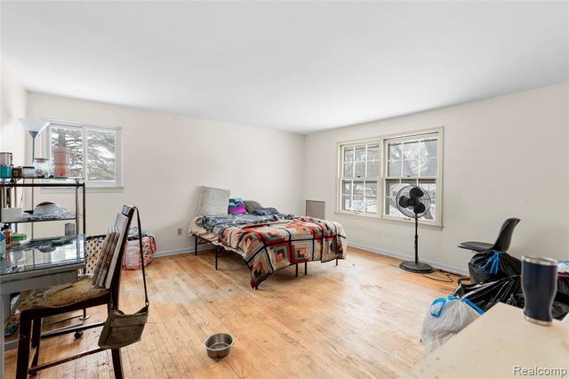 5189 Otsego Street, Burton, MI 48509