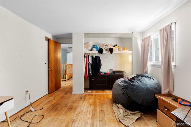 5189 Otsego Street, Burton, MI 48509