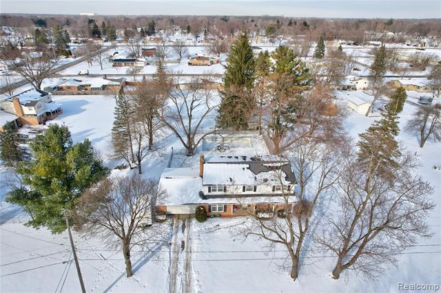 5189 Otsego Street, Burton, MI 48509