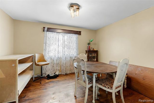 5189 Otsego Street, Burton, MI 48509