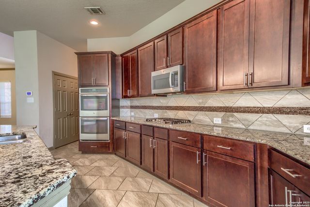 12822 COAL MINE RISE, San Antonio, TX 78245
