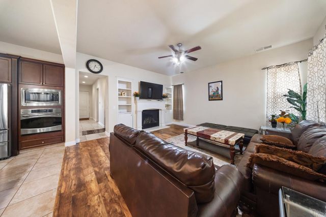6348 W Portals Avenue, Fresno, CA 93723
